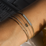 Bratara din aur cu lant cubanez si 58 de diamante rotunde