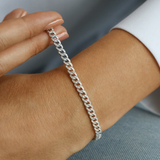 Bratara din aur cu lant cubanez si diamante naturale pavate