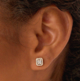 Cercei din aur cu diamante bagheta si rotunde de 0.38 ct.