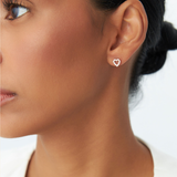 Cercei din aur in forma de inima deschisa cu diamante de 0.12 ct.