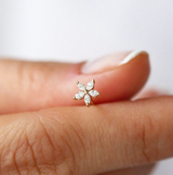 Cercei din aur cu diamante marquise in forma de floare