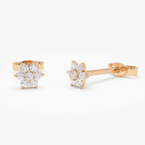 Cercei din aur in forma de floare cu diamante de 0.20