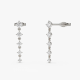 Cercei din aur lungi cu diamante de 0.50 ct