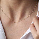 Colier din aur cu cinci diamante