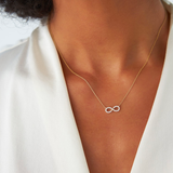 Colier din aur si simbol INFINIT cu diamante
