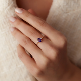 Inel din aur cu ametist natural oval si diamante naturale