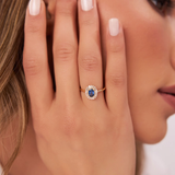 Inel din aur cu safir natural albastru si diamante bagheta