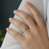 Inel din aur cu diamante si smarald