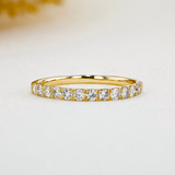 Inel din aur cu diamante semi Eternity de 0.40 ct.