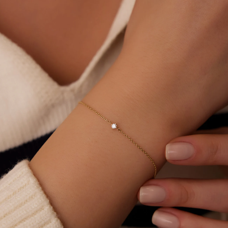 Bratara din aur cu diamant rotund solitaire de 0.05 ct