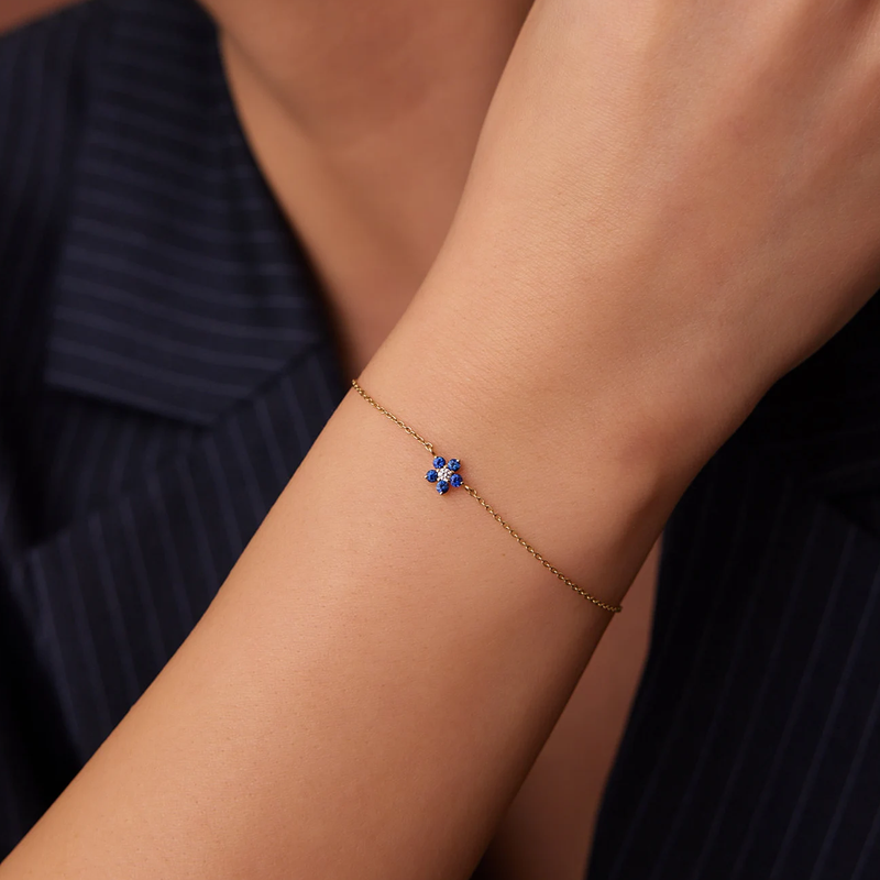 Bratara din aur cu safir si diamant model floare