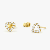 Cercei din aur in forma de inima deschisa cu diamante de 0.12 ct.