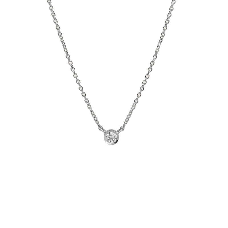 Colier din aur alb cu diamant rotund solitaire de 0.06 ct
