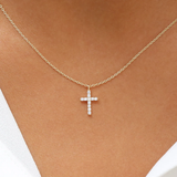 Colier din aur cu cruce si diamante de 0.11 ct