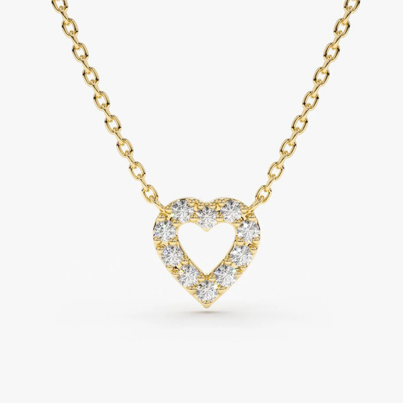 Colier din aur cu inima si diamante de 0.10 ct