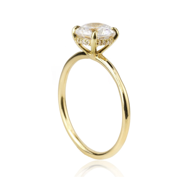 Inel de logodna cu diamant rotund solitaire model Hidden Halo