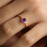 Inel din aur cu ametist natural oval si diamante naturale