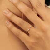 Inel din aur deschis cu doua diamante