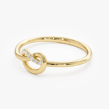 Inel din aur cu diamante model KNOT