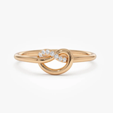 Inel din aur cu diamante model KNOT