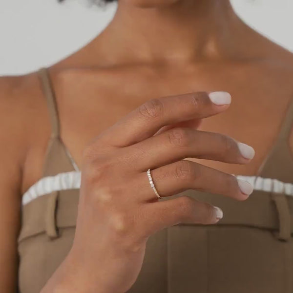 Inel din aur cu diamante baguette si rotunde de 0.18 ct